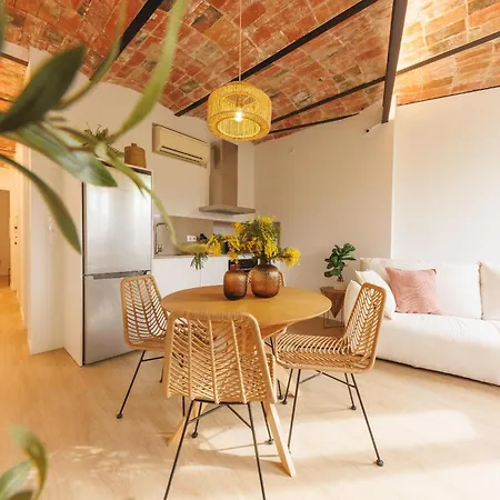 Bravissimo Calderers La Serp, View Over Onyar River Апартаменты Жирона