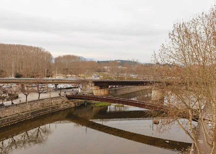 Bravissimo Calderers La Serp, View Over Onyar River ז'ירונה