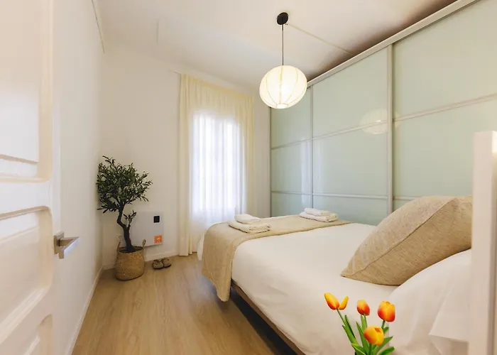 Bravissimo Calderers La Serp, View Over Onyar River خيرونا